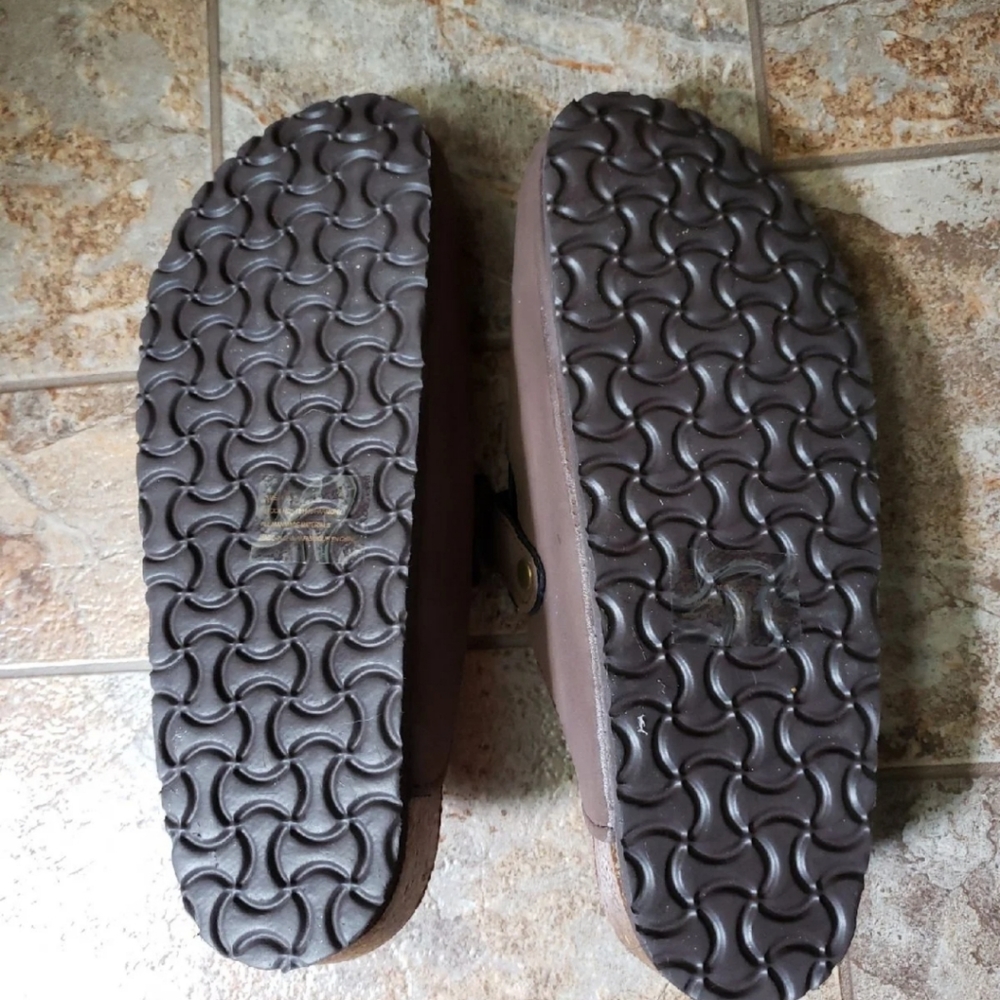 Maurice's clogs - Picture 4 of 4